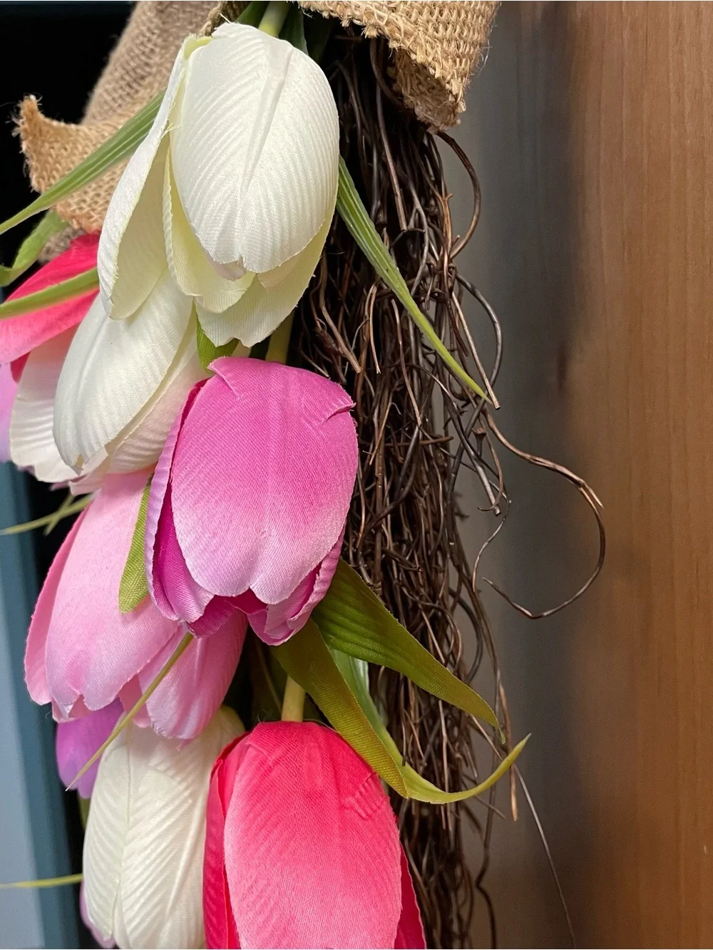 Tulip Grapevine Swag/Wreath 24” Long